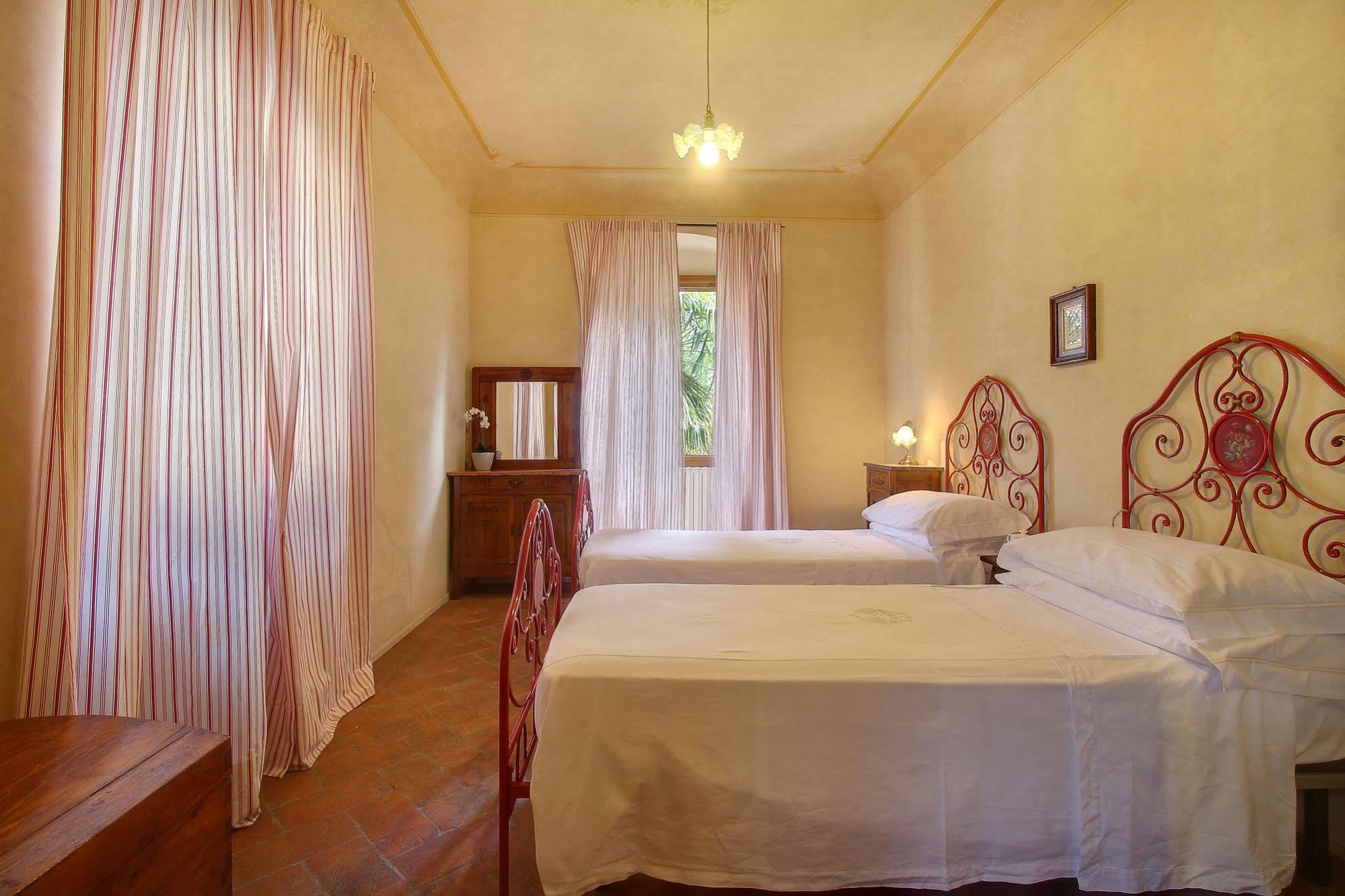 Villa La Borghetta Spa Resort Figline Valdarno Extérieur photo